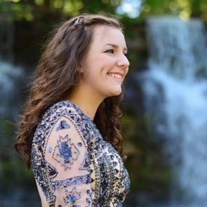 Prom Girl dress super cute. worn once!